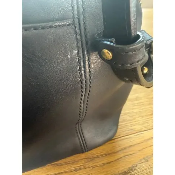 Brahmin Black Leather Crossbody with gold hardware and zipper closure - Picture 11 of 16
